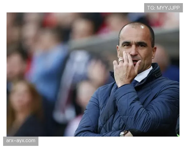 瓜迪奥拉革新战术体系：动态传控与高位压迫重塑现代足球格局