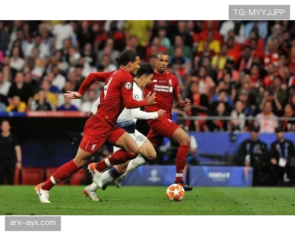 英超争冠白热化：豪门激战正酣，球星闪耀关键战役