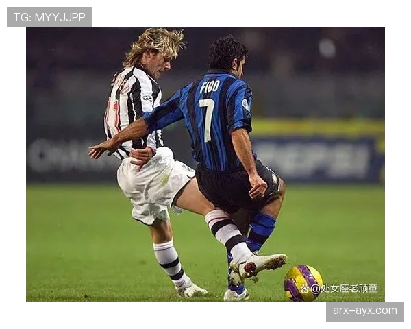 菲戈：从经典瞬间到传奇生涯，足球历史中的不朽印记与状态分析