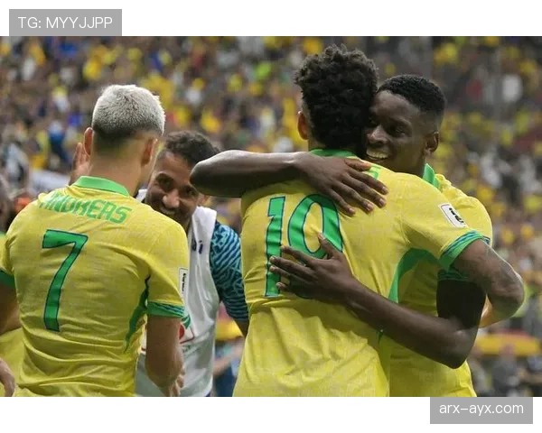 秘鲁队边路速度爆发,持续提升助力球队重拾信心赢得关键比赛