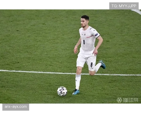 祖比门迪与若日尼奥:节奏掌控能力及战术适配性对比分析 祖比门迪与若日尼奥:节奏掌控能力及战术适配性对比分析